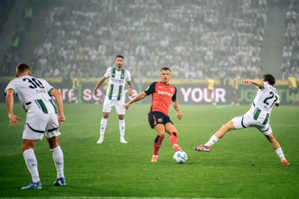 5 gollü müthiş maçta Leverkusen son dakikada kazandı