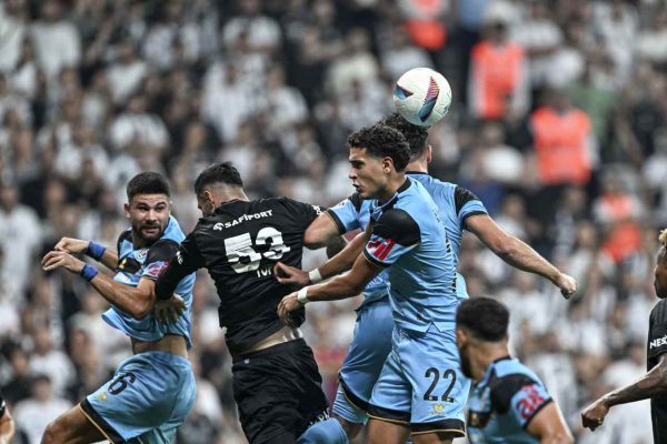 Beşiktaş, UEFA Avrupa Ligi’nde lig aşamasında yoluna devam edecek