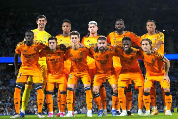 Real Madrid, deplasmanda Real Sociedad’ı 2-0 yendi