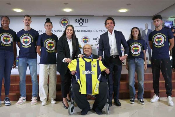Fenerbahçe’nin resmi giyim sponsoru Kiğılı oldu