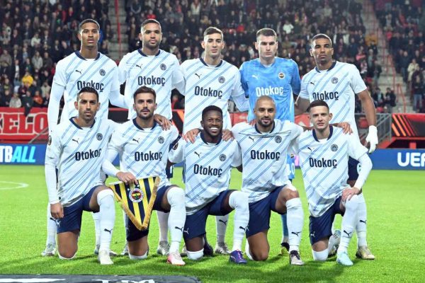 Fenerbahçe, Twente deplasmanında 1 puanla yetindi