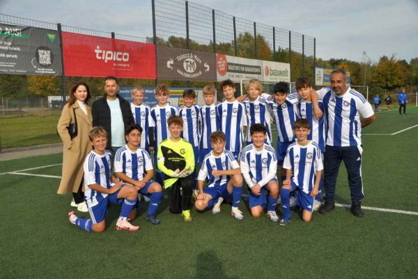 Gaziantep’li iş insanından örnek davranış: D Genç Futbol Takımı’na forma…