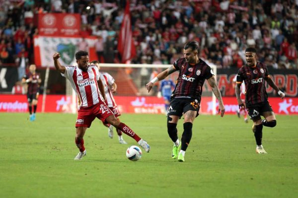 Galatasaray’dan “deplasmanda seri galibiyet rekoru”