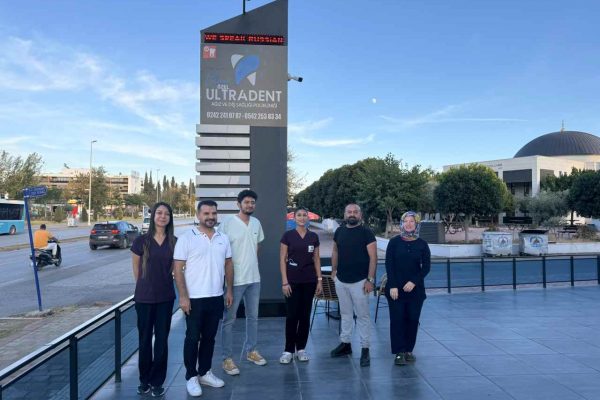 Diş sağlığında Hamburg‘tan gelen mutluluk