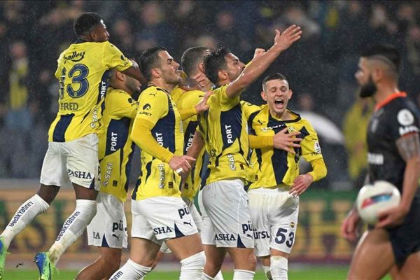 Fenerbahçe konuk ettiği RAMS Başakşehir’i mağlup etti