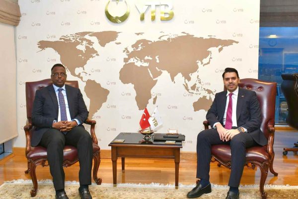 Somali Adalet ve Anayasal İşler Bakanı Sheikhali YTB’yi ziyaret etti