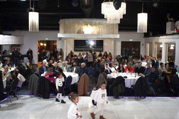 UETERSEN CEM EVİ’NİN 30. KURULUŞ YILI BÜYÜK COŞKUYLA KUTLANDI