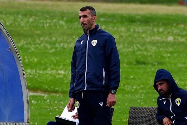 Petrolul Teknik Direktörü Mehmet Topal, görevinden istifa etti