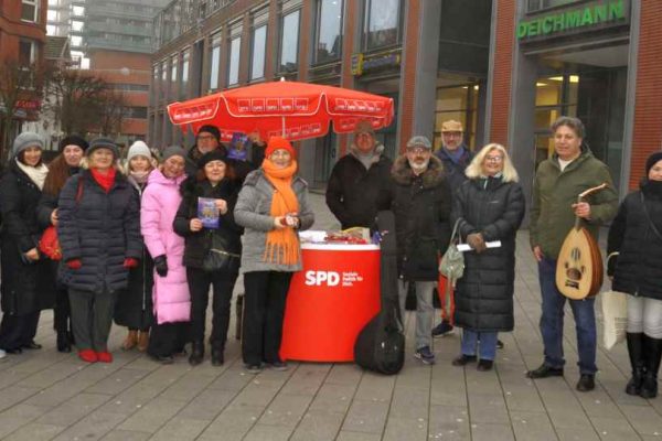 Sazlı, sözlü seçim standı