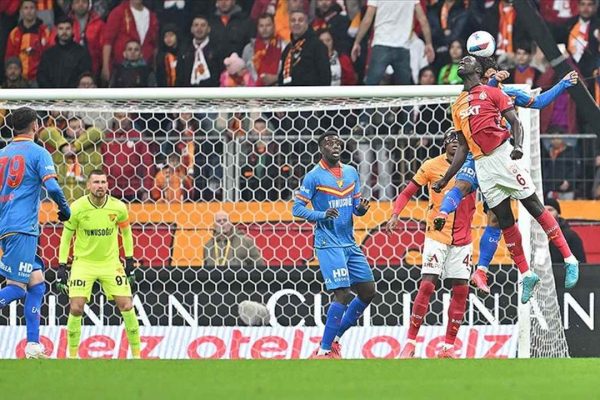 Göztepe’den geçici olarak yabancı hakemlik sistemi çağrısı