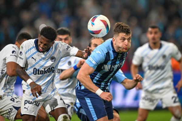 Fenerbahçe zirveyle farkı 6’ya indirdi