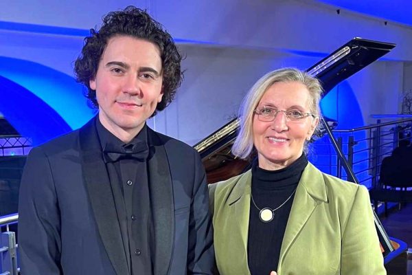 Mert Yeşilmenderes’in Büyüleyici Piyano Resitali