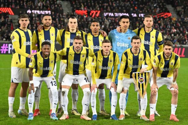 Fenerbahçe, golcüleriyle üst tura çıktı