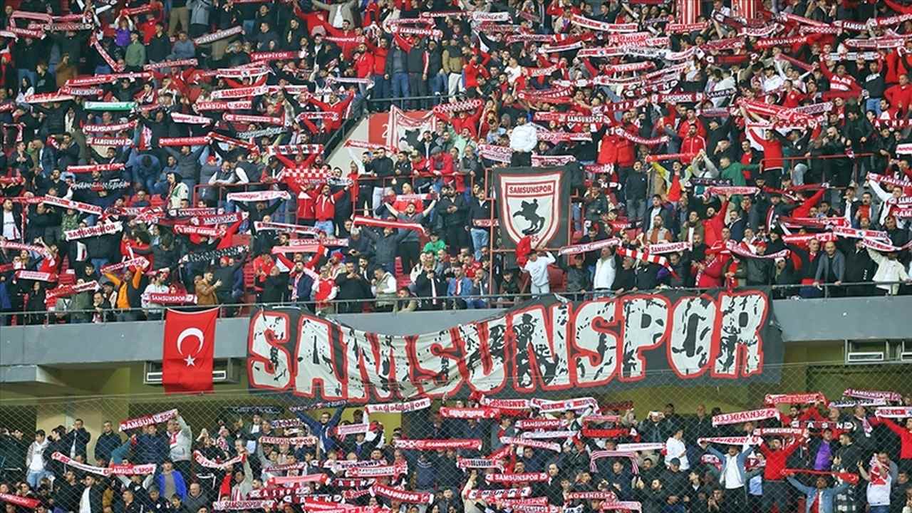fubolexpress_2022_11283 Samsunspor FİFA kulüp avukatı Dinçer: FIFA nezdinde borç ve açık dava bulunmamaktadır