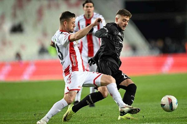 Sivas’ta 3 puan Beşiktaş’ın