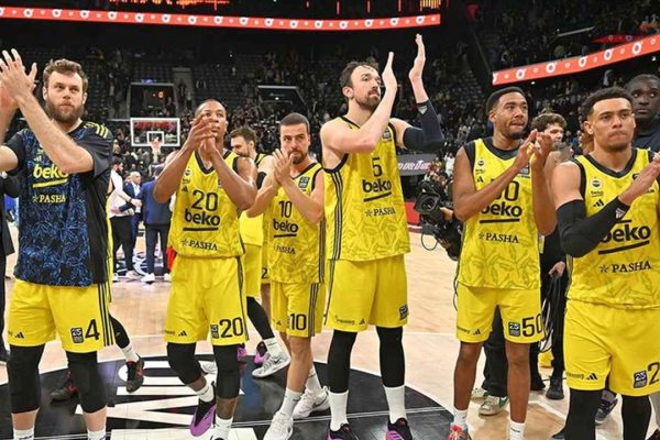 Fenerbahçe Beko deplasmanda Paris Basketbol’u mağlup etti