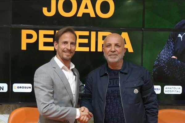 Alanyaspor’da teknik direktörlük görevine Joao Pereira getirildi