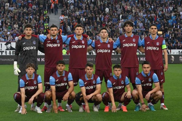 Trabzonspor UEFA Gençlik Ligi’nde yarı finale yükseldi