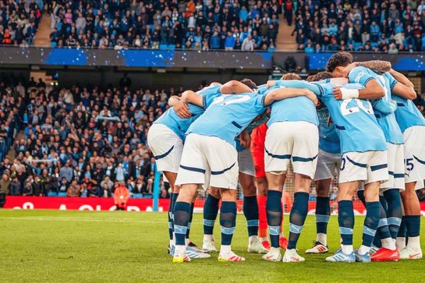 Manchester City, Vitor Pereira’nın 6 maçlık galibiyet serisini bitirdi