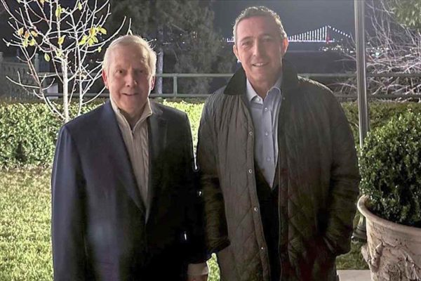 Fenerbahçe Kulübü Başkanı Ali Koç’tan eski başkan Aziz Yıldırım’a ziyaret