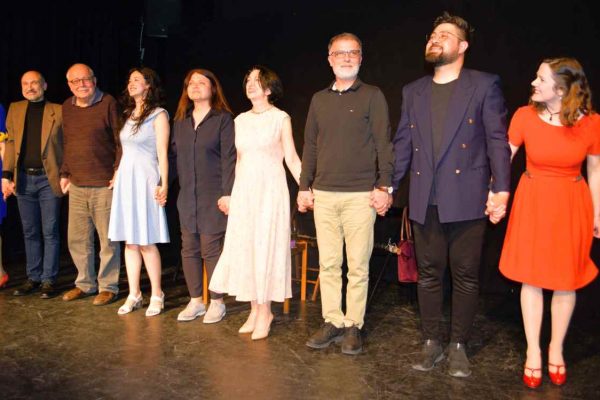 Hamburg’da tiyatro rüzgarı devam ediyor