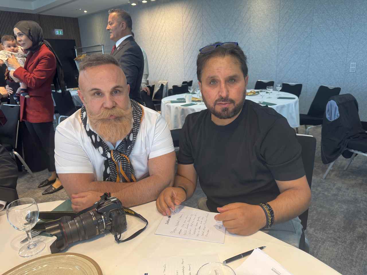 Doğan Öztürk: Hamburg’da Sanat ve Lezzeti Buluşturan Genç Girişimci