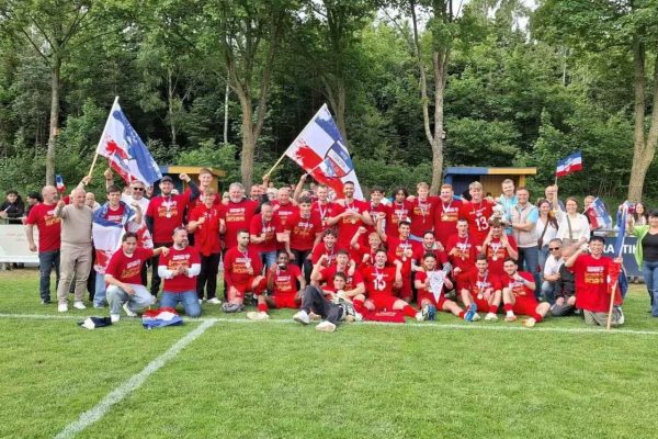 İnter Türkspor Kiel, 2024-2025 Landesliga Şampiyonu Oldu!