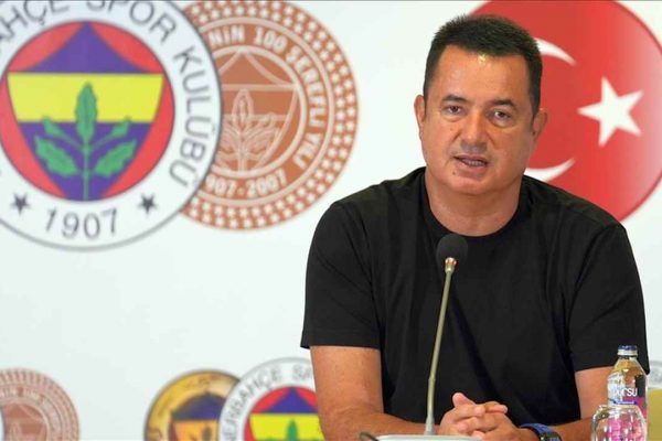 Acun Ilıcalı, Fenerbahçe Yönetim Kurulu’ndan ayrıldı