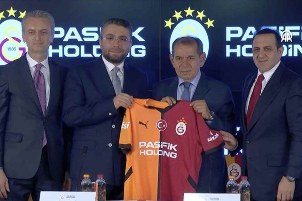 Galatasaray, Pasifik Holding ile sponsorluk anlaşması imzaladı