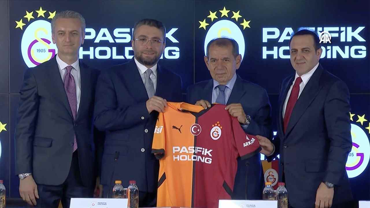 Galatasaray, Pasifik Holding ile sponsorluk anlaşması imzaladı