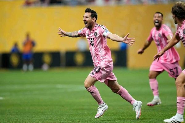 Inter Miami, Kulüpler Dünya Kupası’nda Porto’yu 2-1 yendi