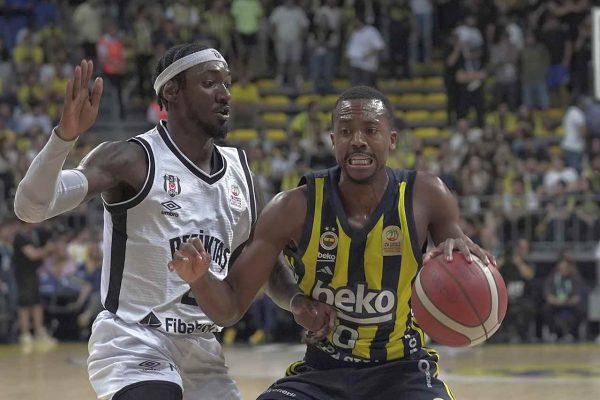 Fenerbahçe Beko, Beşiktaş’ı 84-76 Mağlup Ederek Seride Durumu 2-0 Yükseltti