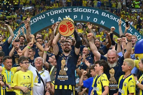 Basketbol Süper Ligi’nde şampiyon Fenerbahçe Beko