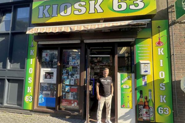 Urfalı Adem’in Yeri: Kios 63, Hamburg Harburg’un Kalbinde