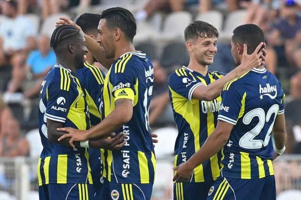 Fenerbahçe, ilk hazırlık maçında Portimonense’yi 2-1 yendi