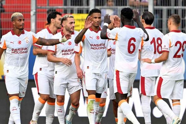 Galatasaray, hazırlık maçında Cagliari’yi 3-1 mağlup etti