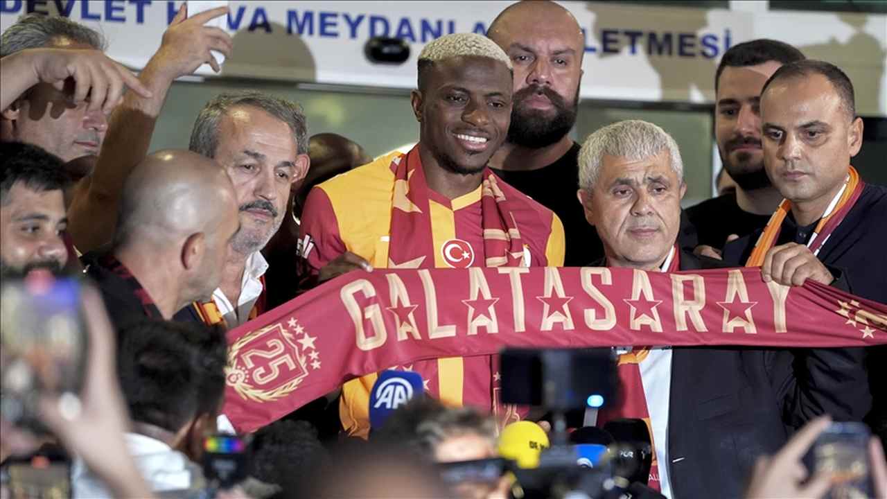 fubolexpress_2022_14315 Victor Osimhen, Galatasaray için İstanbul’da