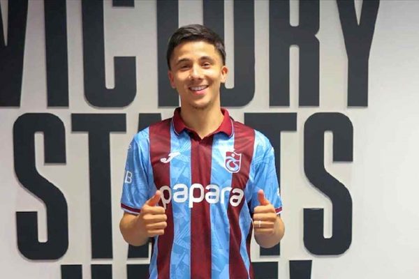 Trabzonspor, Faslı futbolcu Bouchouari’yi renklerine bağladı