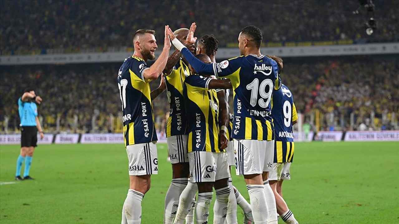 Fenerbahçe, Trabzonspor engelini tek golle geçti