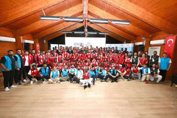 YTB Gençlik Kampları Dünya Gençliğini İstanbul’da Buluşturdu: “Daha Adil Bir Dünya Mümkün”