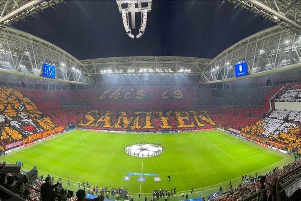 Tribünde 1 milyon taraftar barajını geçen Galatasaray, Avrupa devleri arasında