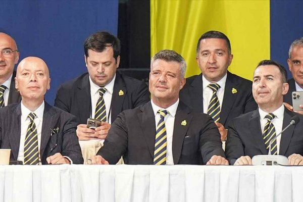 Fenerbahçe Kulübünün yeni başkanı Sadettin Saran oldu