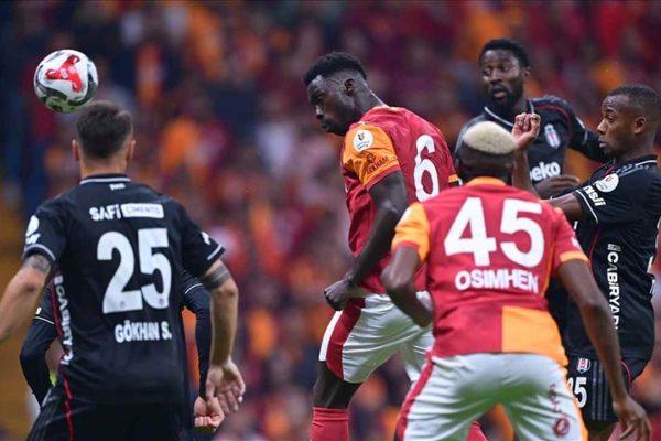 Galatasaray, 10 kişi kaldığı derbide Beşiktaş’tan 1 puan aldı