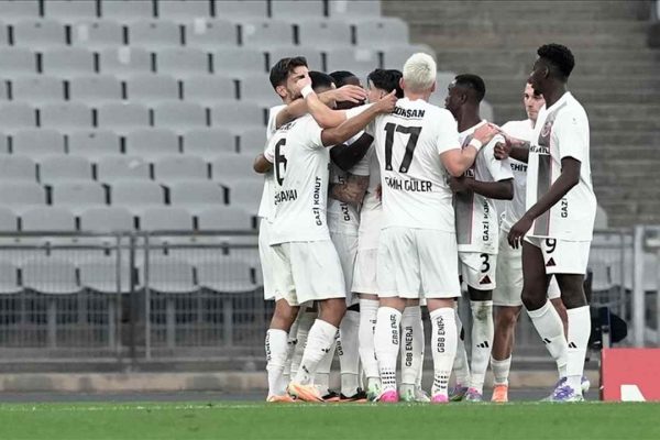 Gaziantep FK, deplasmanda Fatih Karagümrük’ü 2-0 mağlup etti