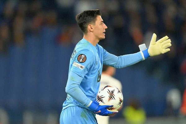 Milli kaleci Berke Özer, A Milli Futbol Takımı kampını izinsiz terk etti