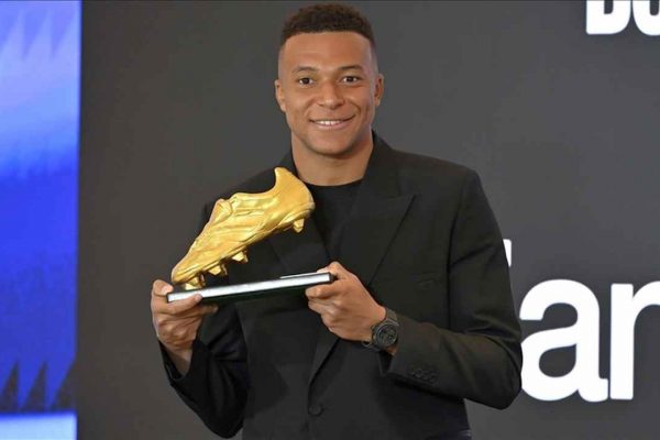 Mbappe, “Avrupa Altın Ayakkabı” ödülünü aldı