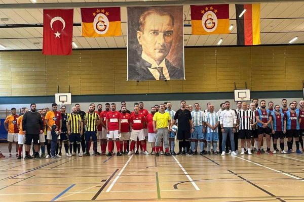 Cumhuriyet Coşkusu Salonda Yaşanacak