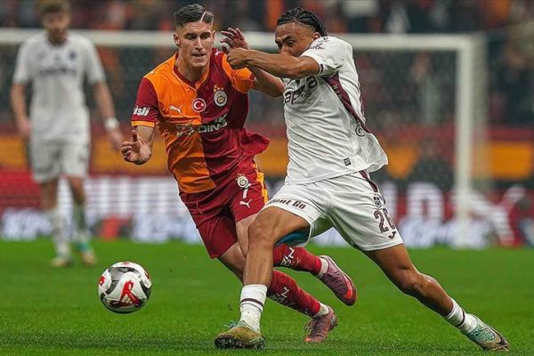 Galatasaray-Trabzonspor karşılaşması berabere bitti