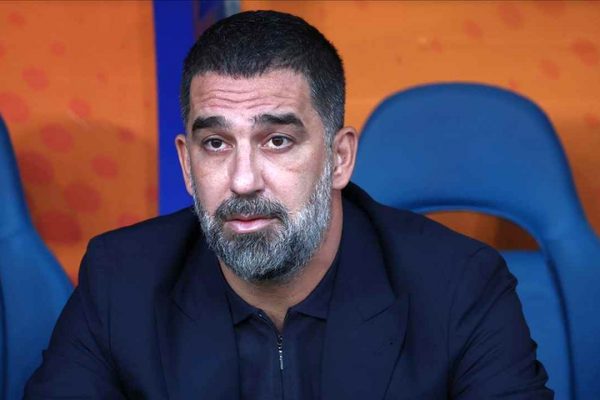 Arda Turan, Ukrayna’daki saldırılar nedeniyle sığınağa indikleri zamanlar olduğunu söyledi