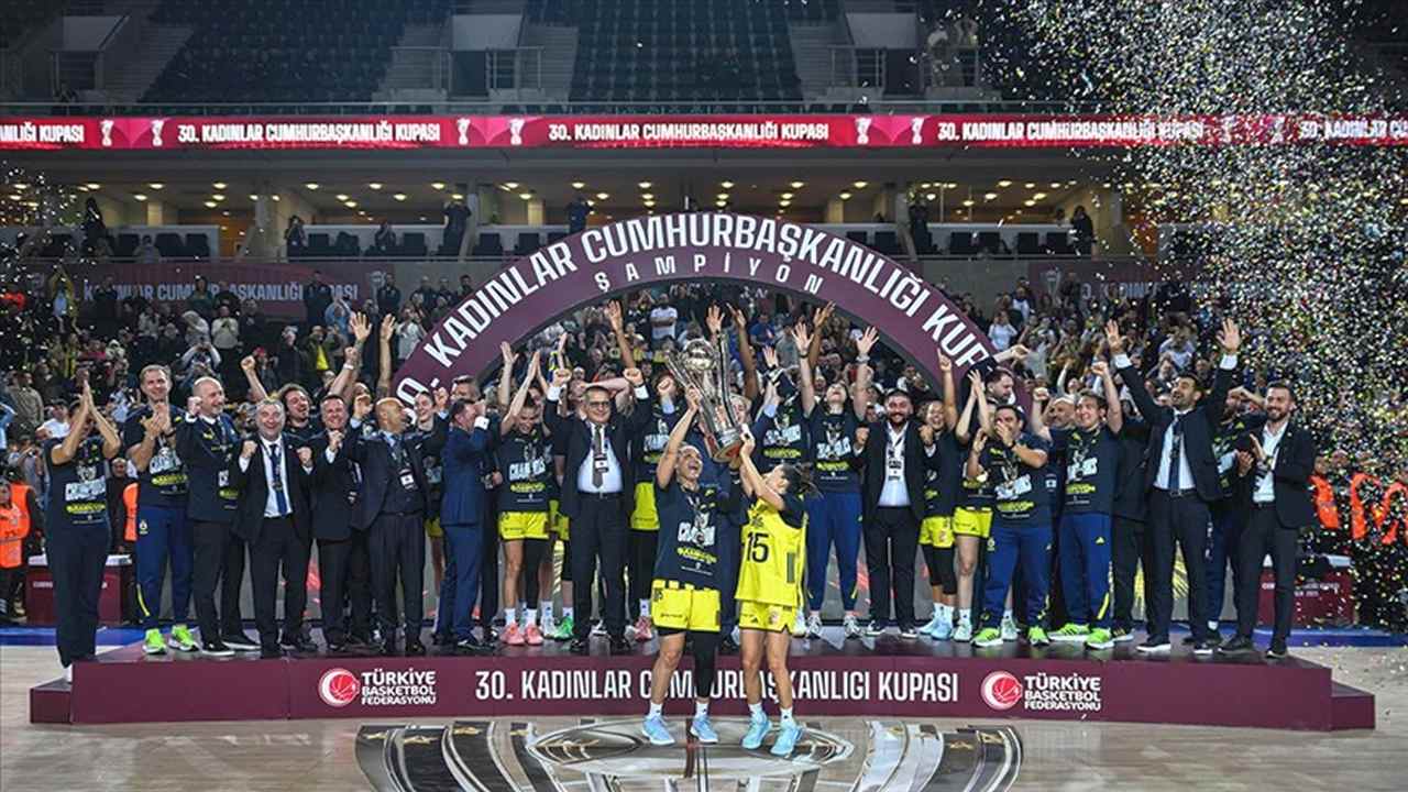 Kadınlar Cumhurbaşkanlığı Kupası’nı Fenerbahçe Opet kazandı